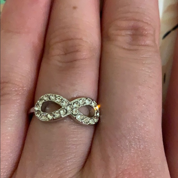 Silver pave crystal infinity band ring - Picture 2 of 6